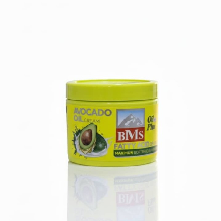 کرم روغن آووکادو مدل Oil Plus – چرب و حاوی ویتامین E برای حداکثر نرمکنندگی پوست 1 کرم روغن آووکادو Oil Plus نرمکننده و مغذی پوست خشک